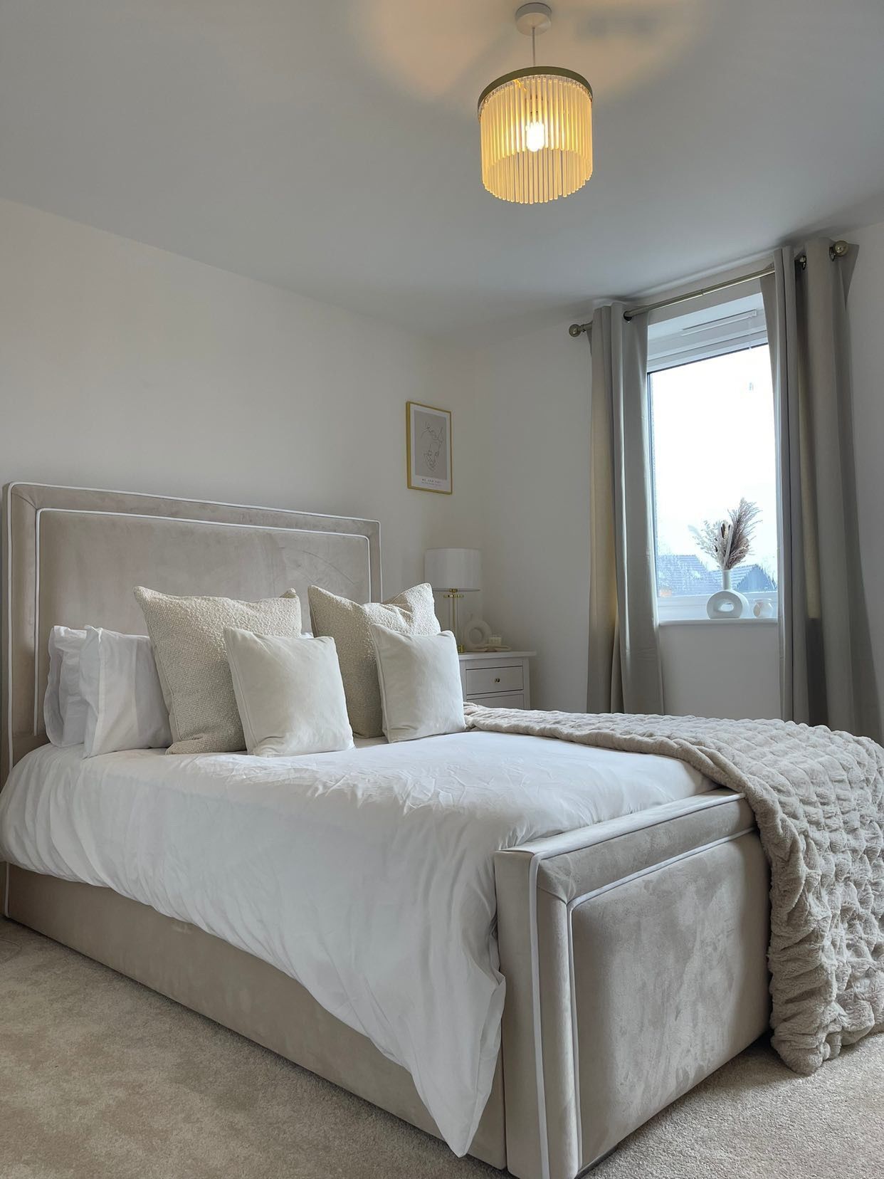 Victoria Bed - Image 2